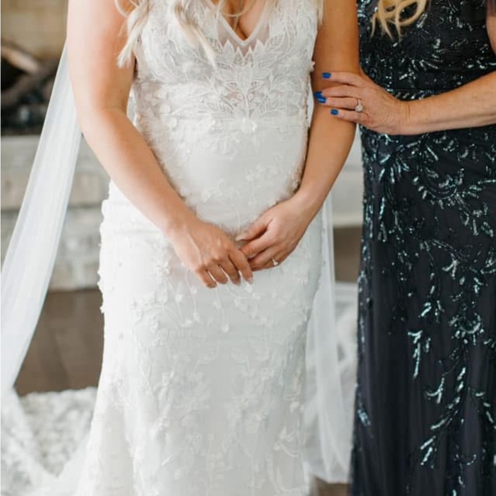 Elegant Lace Wedding Dress- Made With Love Carla (discontinued) size AU12 US8